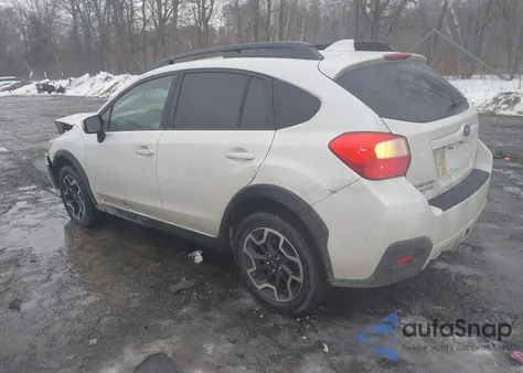 2016 Subaru Crosstrek 2.0I Premium z USA, uszkodzony, nr VIN JF2GPADC6G8220440